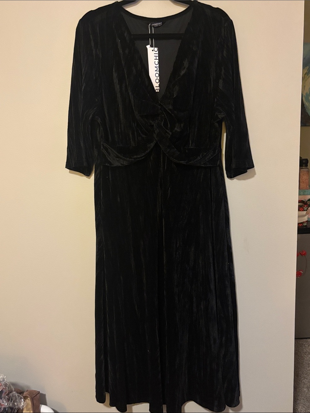 BloomChic Black Velvet Twist-Front Maxi Dress Sz 18/20